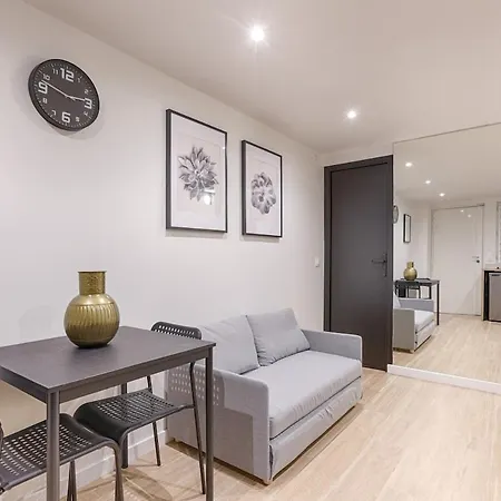 Sentier Historical Center Cosy Duplex 4p Apartment